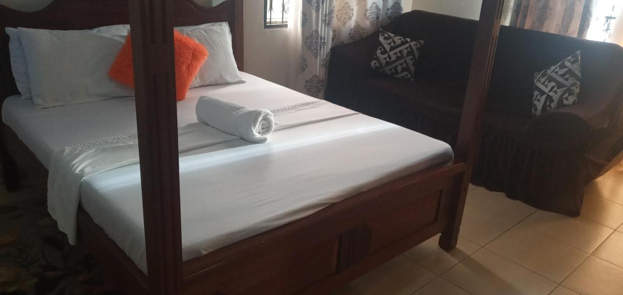 Sebuleni Serviced Homstay - Nyali Beach Msa Mombasa Kültér fotó