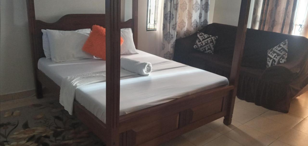 Sebuleni Serviced Homstay - Nyali Beach Msa Mombasa Kültér fotó