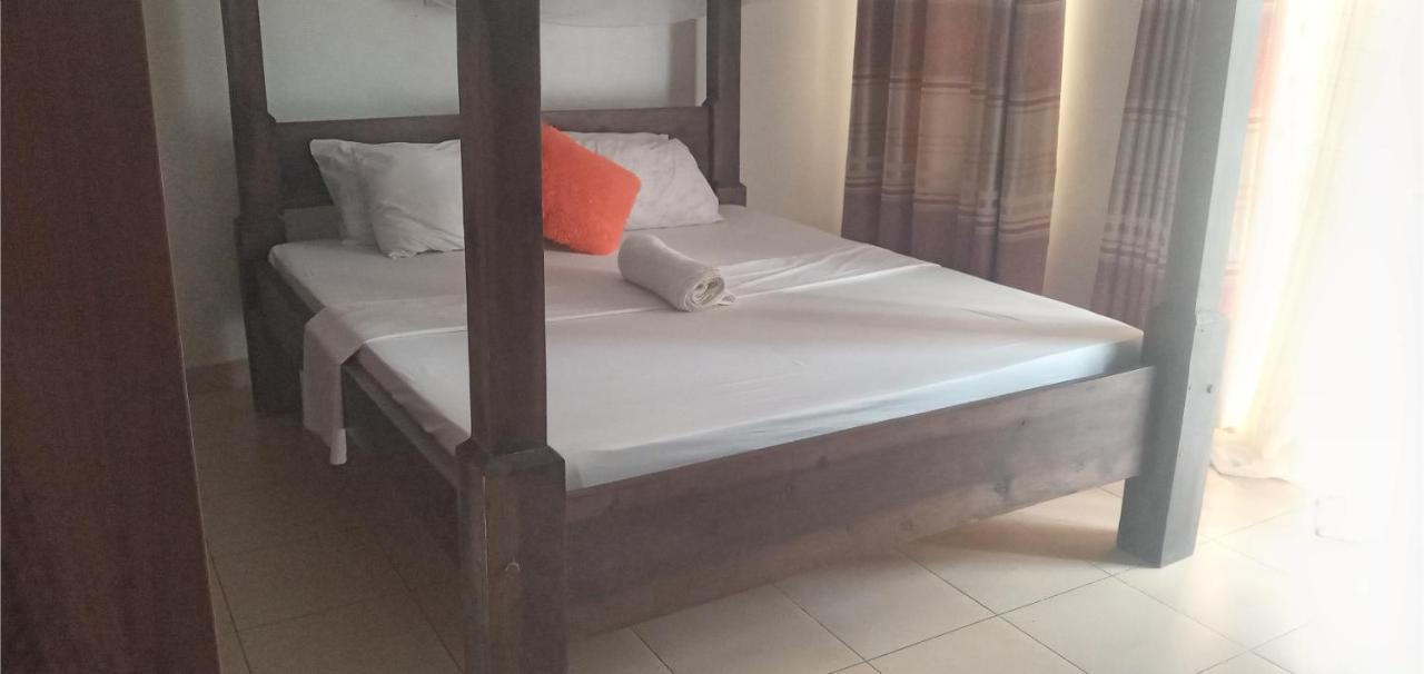 Sebuleni Serviced Homstay - Nyali Beach Msa Mombasa Kültér fotó